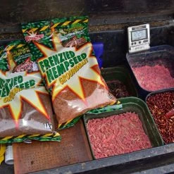 Fishing Bait Dynamite Baits - Frenzied Hempseed - Worm & Caster 900g