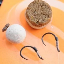Guru QM1 Hooks Match & Coarse