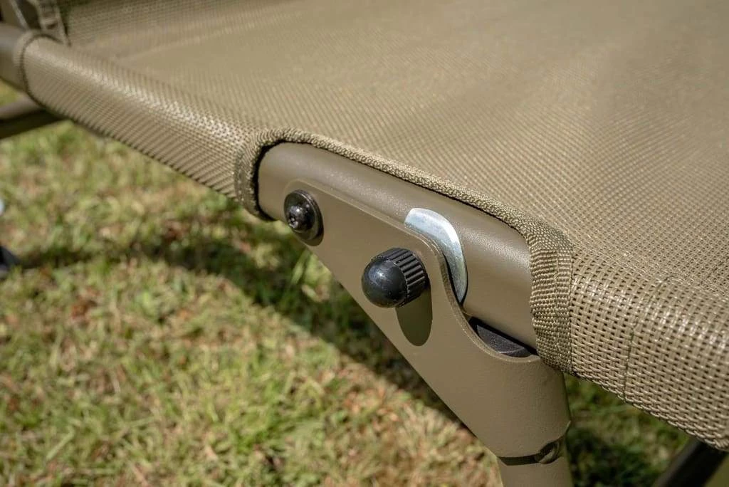 Match & Coarse Korum Aeronium Supa Lite Chair